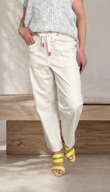Carter Barrel Jeans - Sand