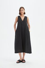 Inverted Pleat Linen  Dress - Black