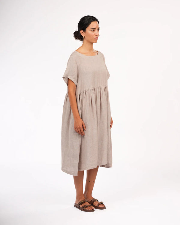 Montaigne Juni French Linen Summer Staple dress in Houndstooth