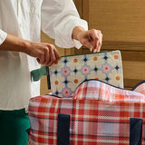 Daisy  Mini Zip Pouch