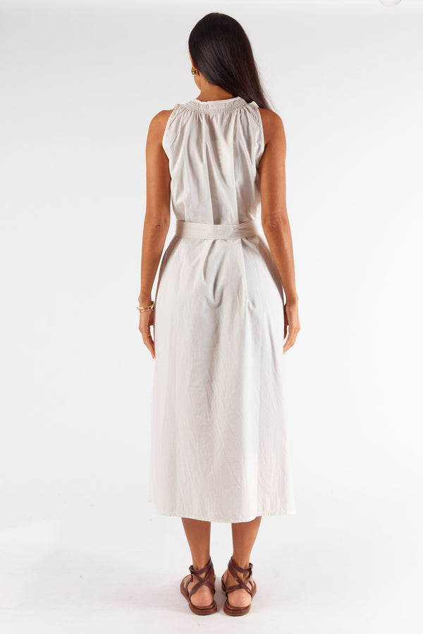 Quillota Sleeveless Dress - White