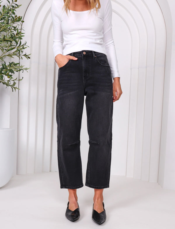 Toni Barrel Jeans - Black
