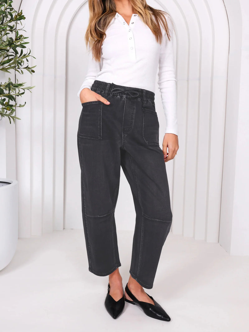 Leo Barrel Jeans -Black